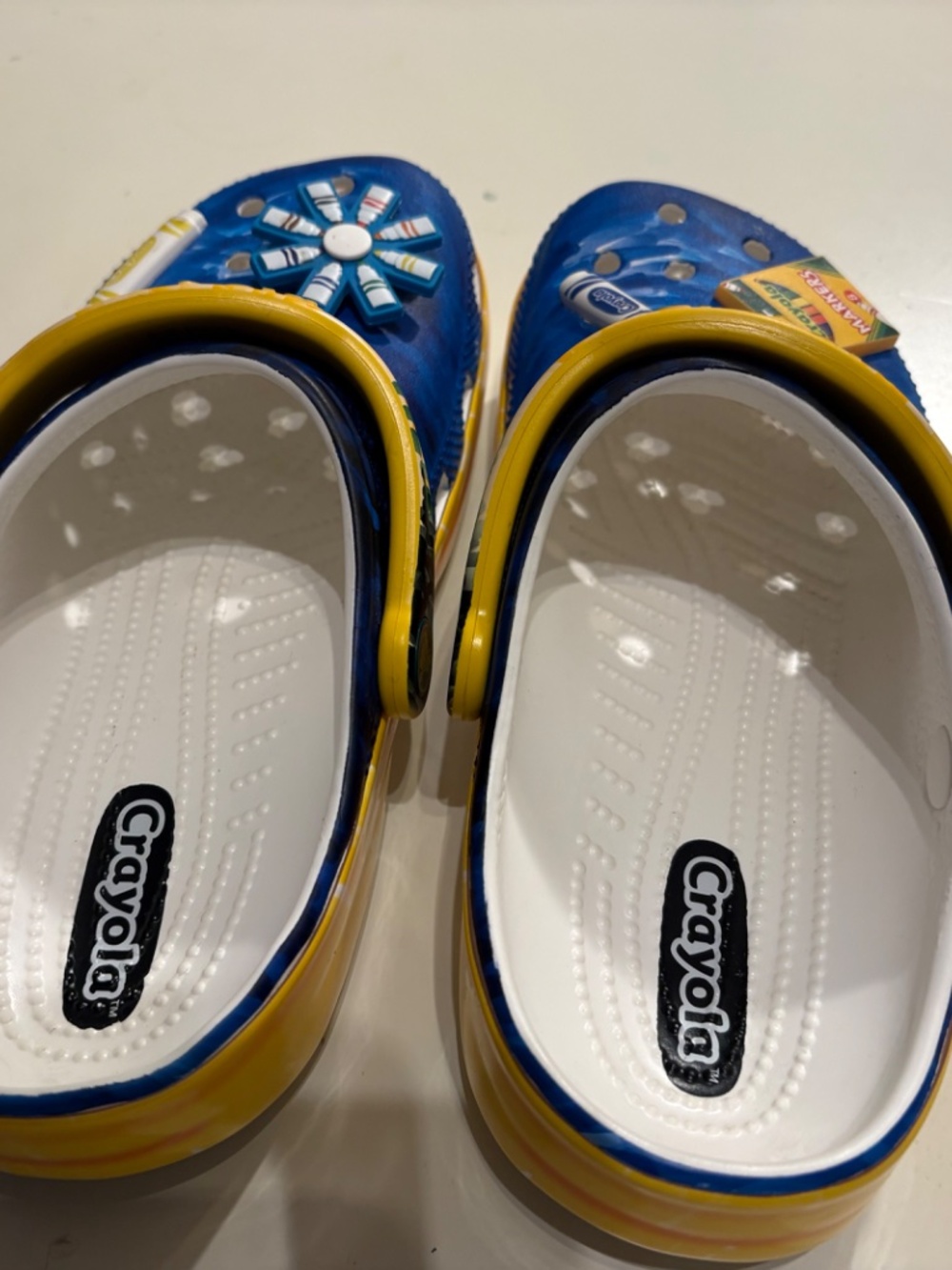 Crayola Classic Clog - Picture 6 of 12